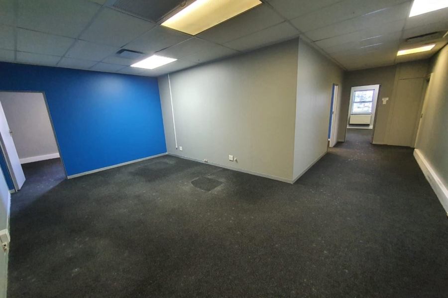 To Let commercial Property for Rent in Newton Park Eastern Cape